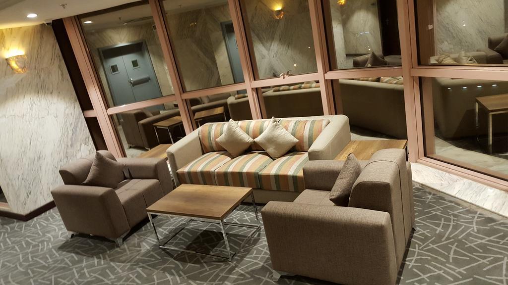 Burj Alhayat Hotel Suites Olaya Rijád Exteriér fotografie